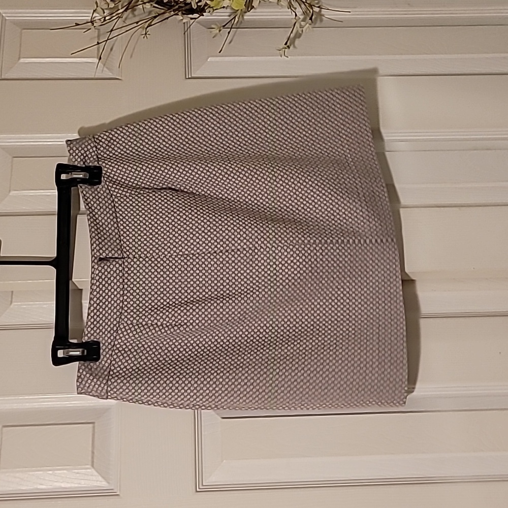 Chic Gray Patterned Mini Skirt - Picture 3 of 11